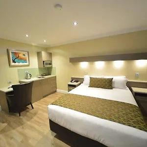 Bentley 4* Perth