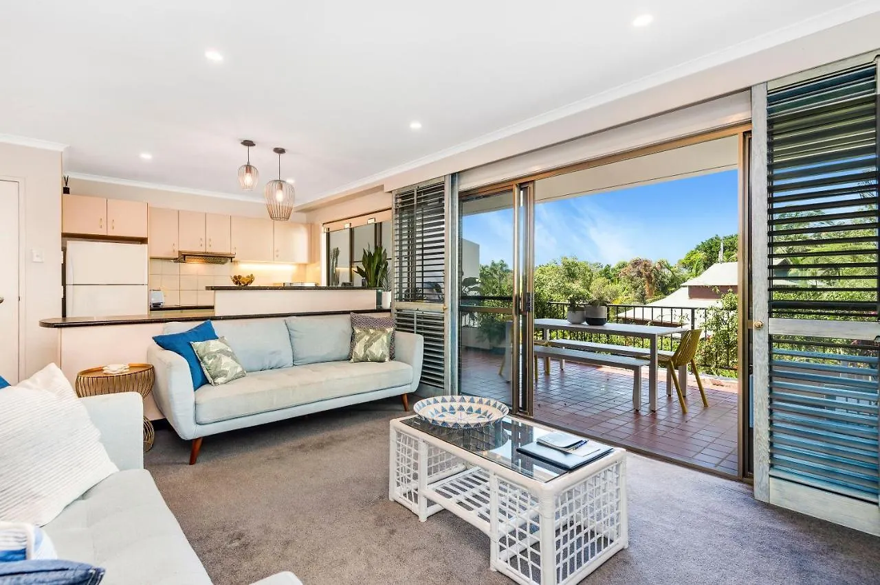 The Oasis Apartments And Treetop Houses Byron Bay Australia