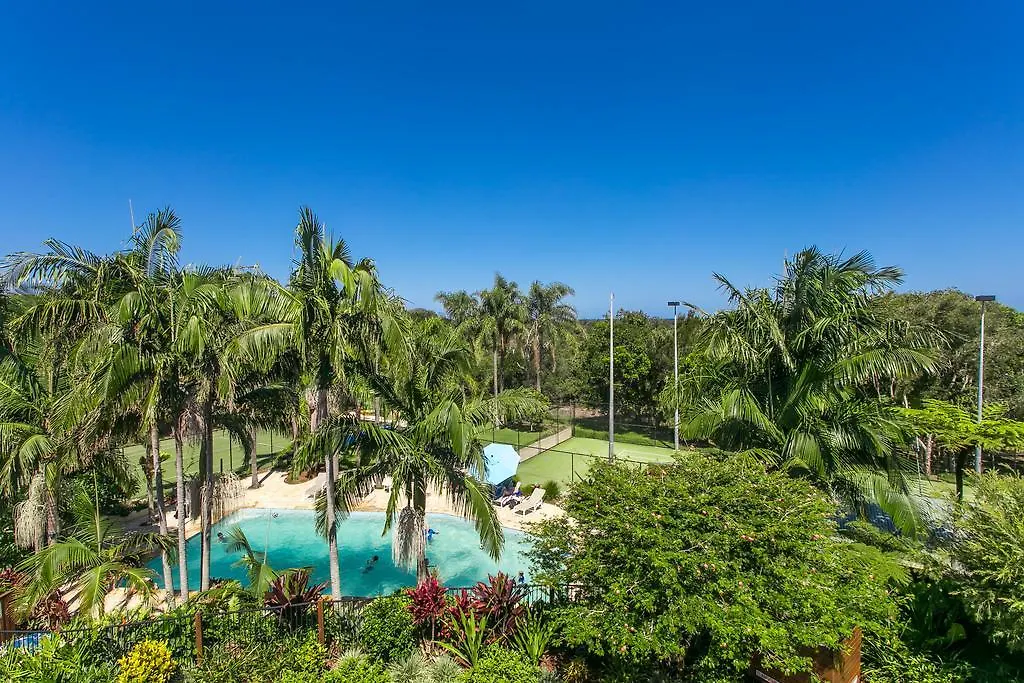 *** Aparthotel The Oasis Apartments And Treetop Houses Byron Bay Australia